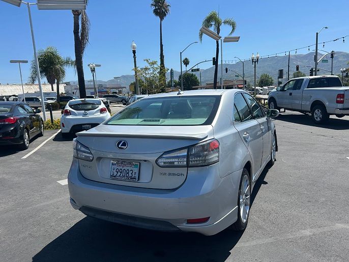 2010 Lexus HS