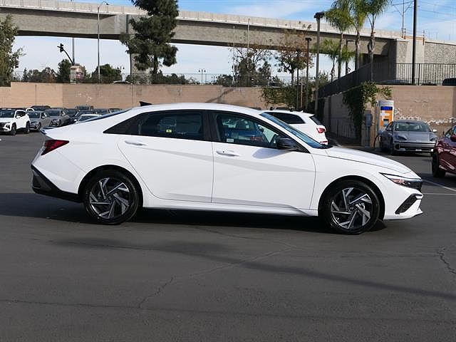 2025 Hyundai Elantra
