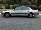 1990 Honda Accord LX image 2