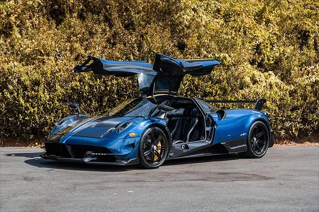 2017 Pagani Huayra