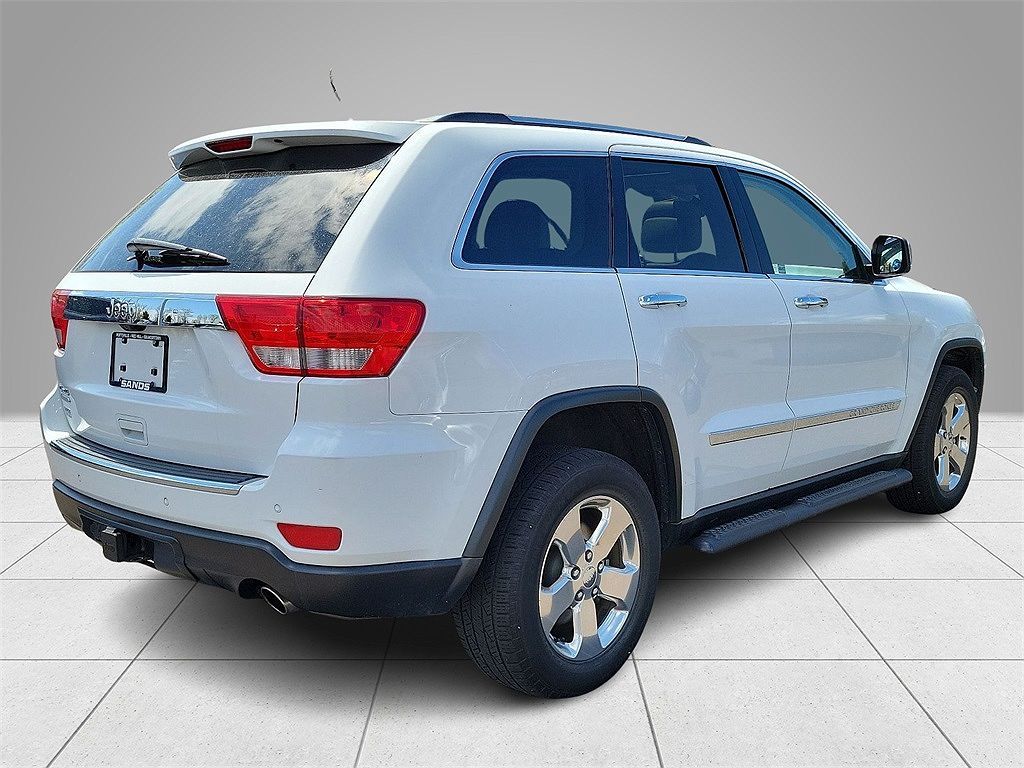 2013 Jeep Grand Cherokee Limited Edition image 3