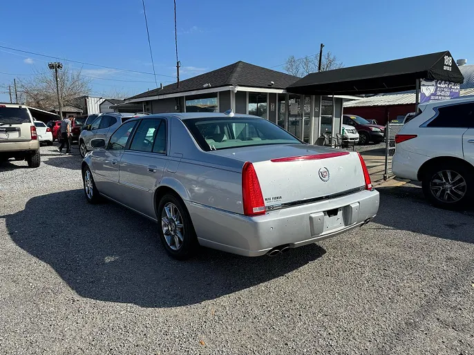 2011 Cadillac DTS