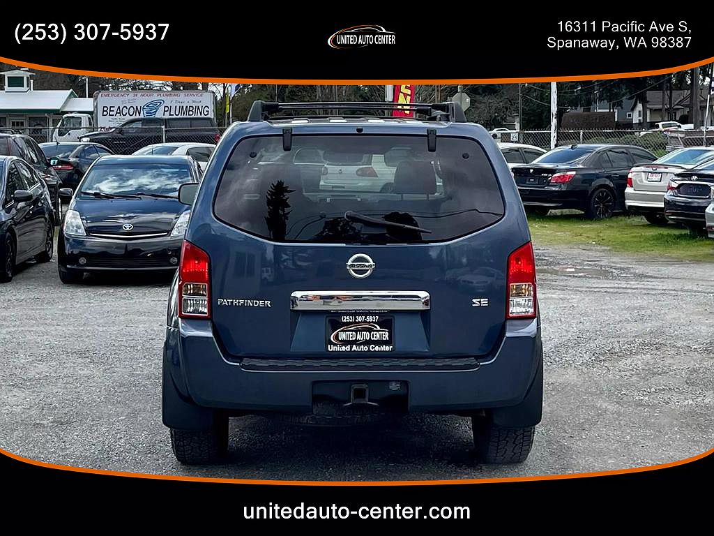 2005 Nissan Pathfinder SE image 4