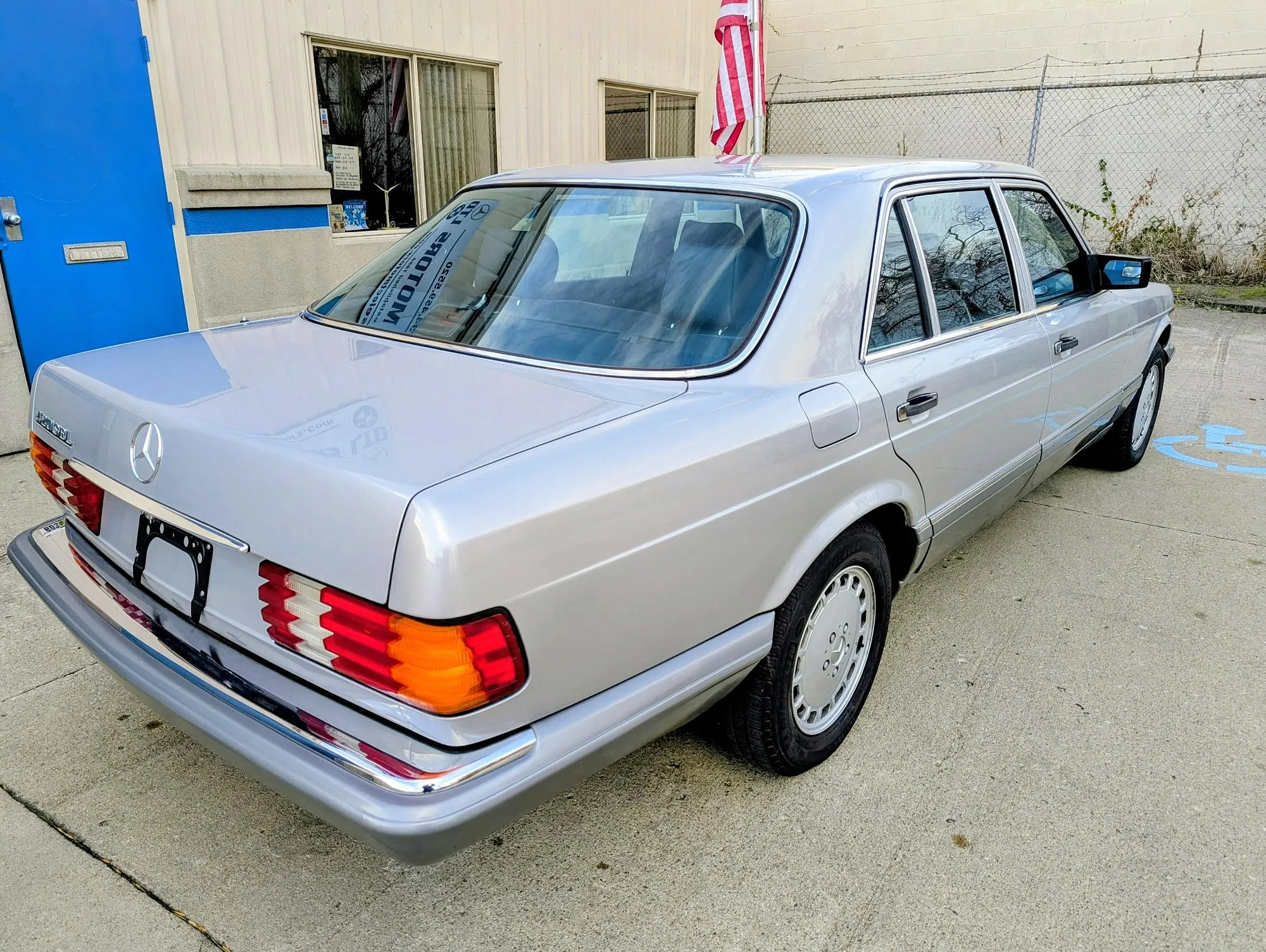 1986 Mercedes-Benz 420