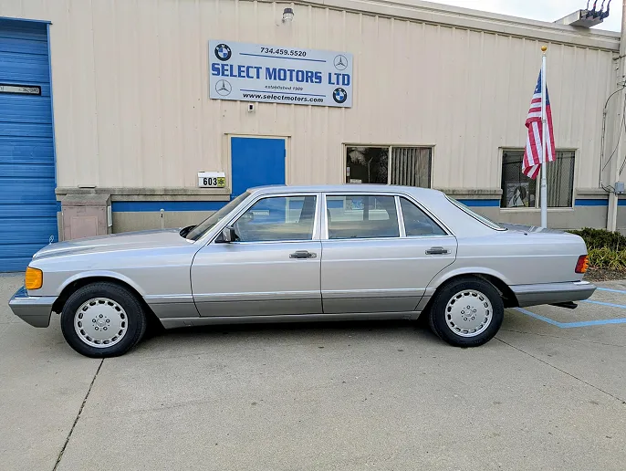 1986 Mercedes-Benz 420