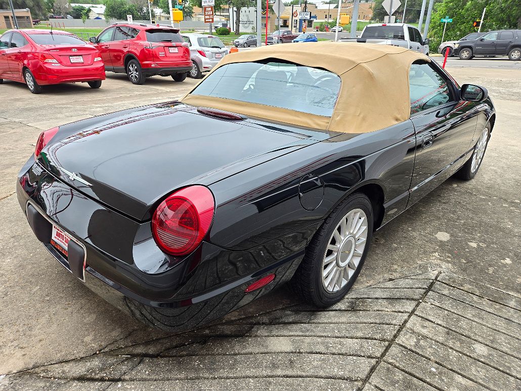 2004 Ford Thunderbird Deluxe image 2