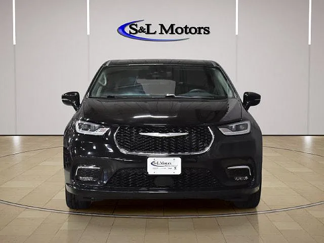 2024 Chrysler Pacifica
