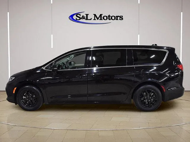 2024 Chrysler Pacifica