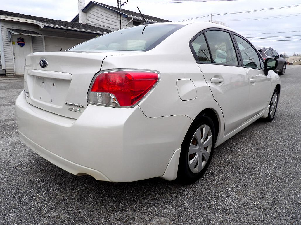2013 Subaru Impreza 2.0i image 5
