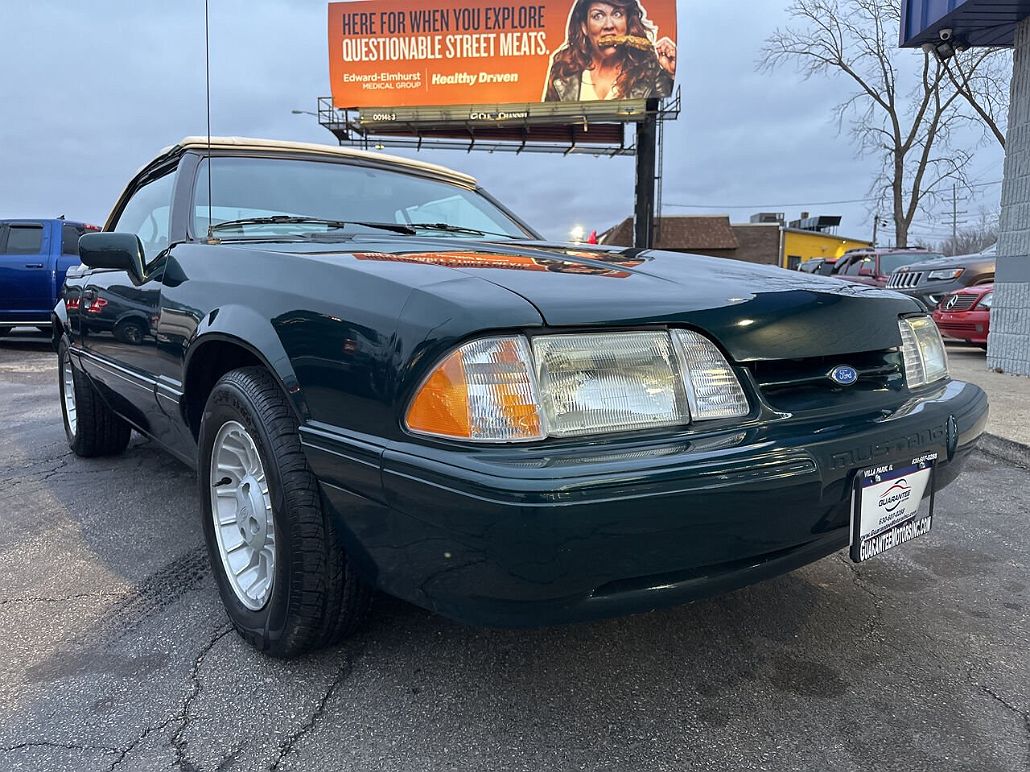 1990 Ford Mustang LX image 1