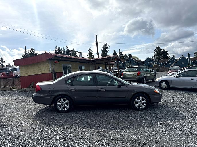 2002 Ford Taurus
