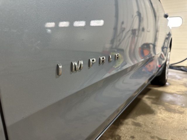 2015 Chevrolet Impala LS image 2