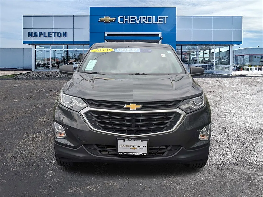 2019 Chevrolet Equinox LS image 1