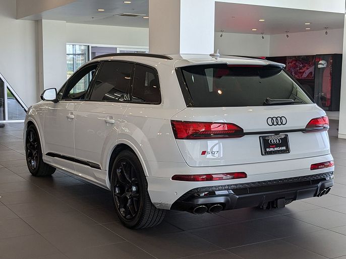 2025 Audi SQ7