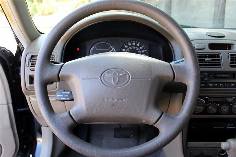 2000 Toyota Corolla VE image 16