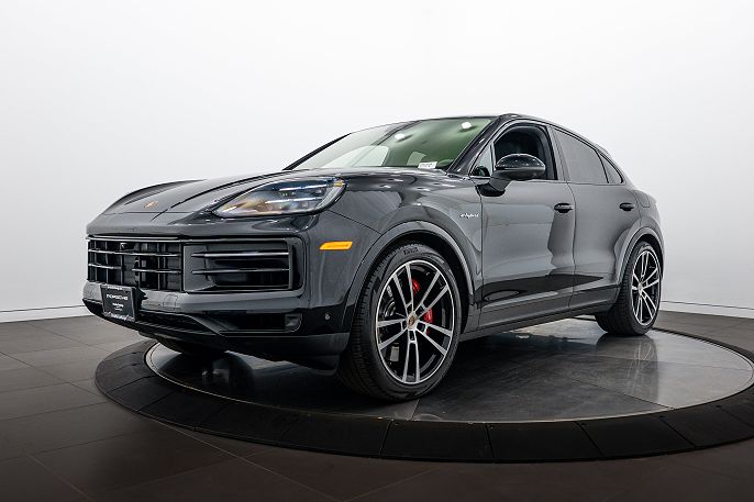 2025 Porsche Cayenne