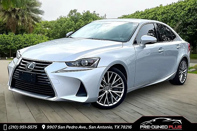 2017 Lexus IS