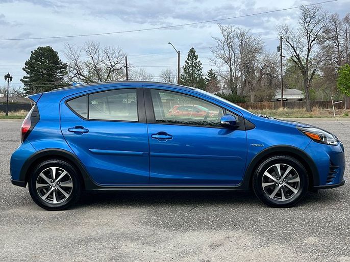 2018 Toyota Prius c