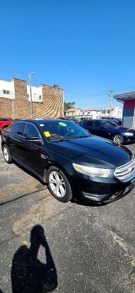 2014 Ford Taurus