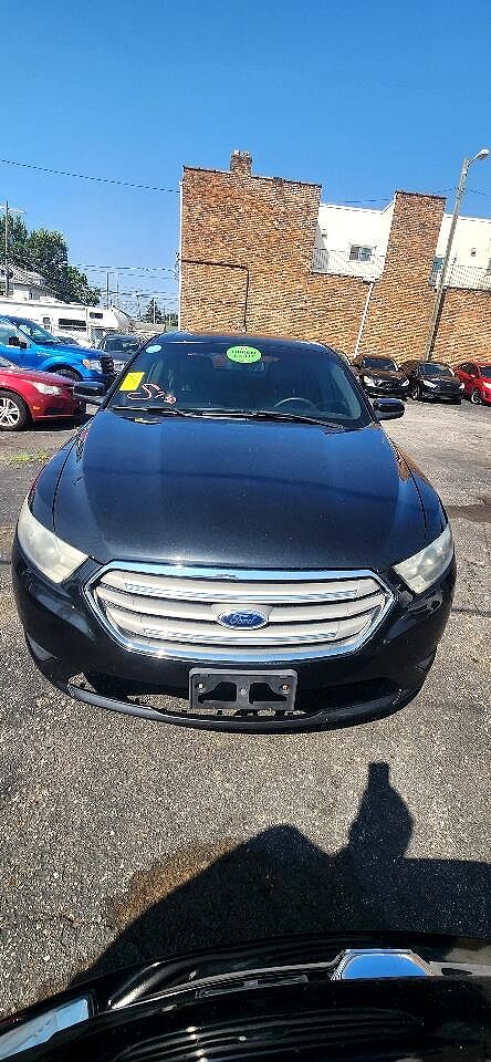 2014 Ford Taurus