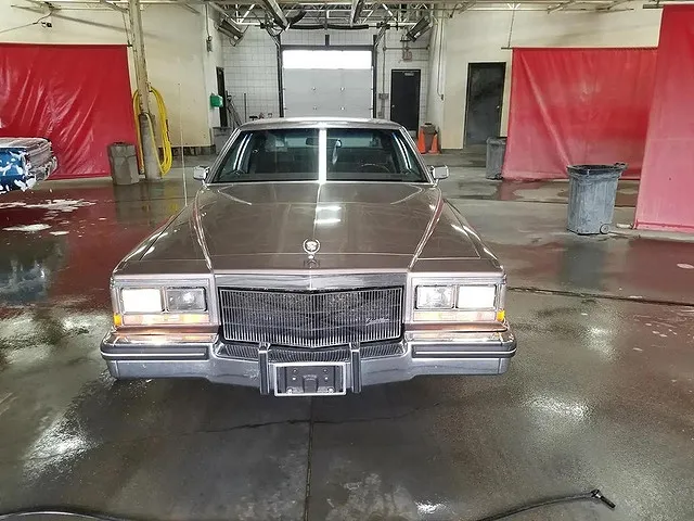 1984 Cadillac Fleetwood