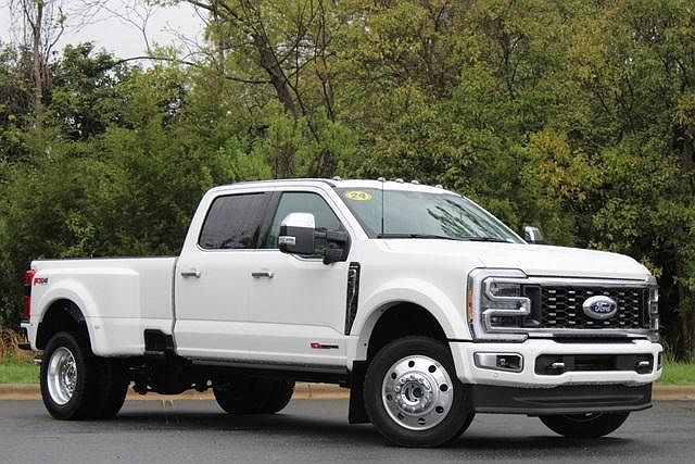 2024 Ford F-450 Limited image 0
