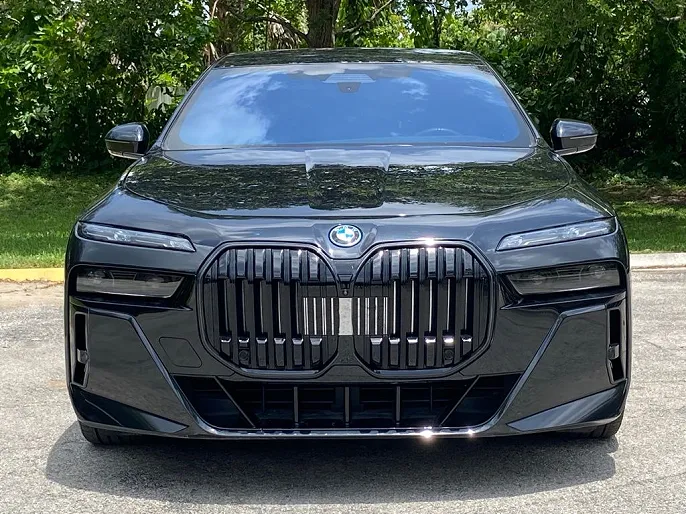 2023 BMW i7