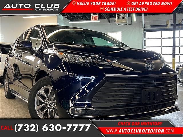 2023 Toyota Sienna