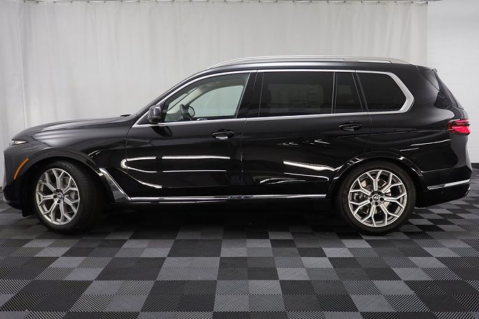 2026 BMW X7