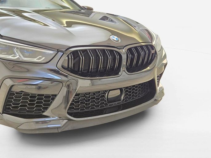 2025 BMW M8
