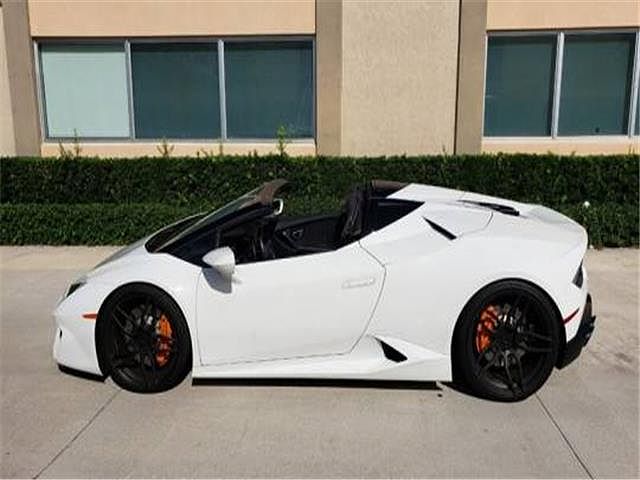 2018 Lamborghini Huracan LP580 image 0