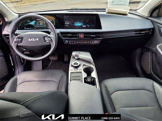2023 Kia EV6 Wind photo 9