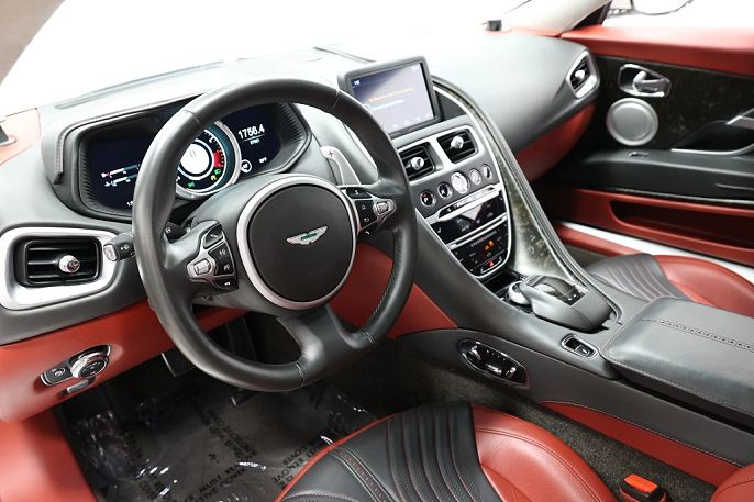 2017 Aston Martin DB11