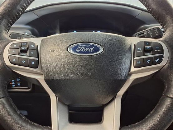 2023 Ford Explorer Limited photo 10