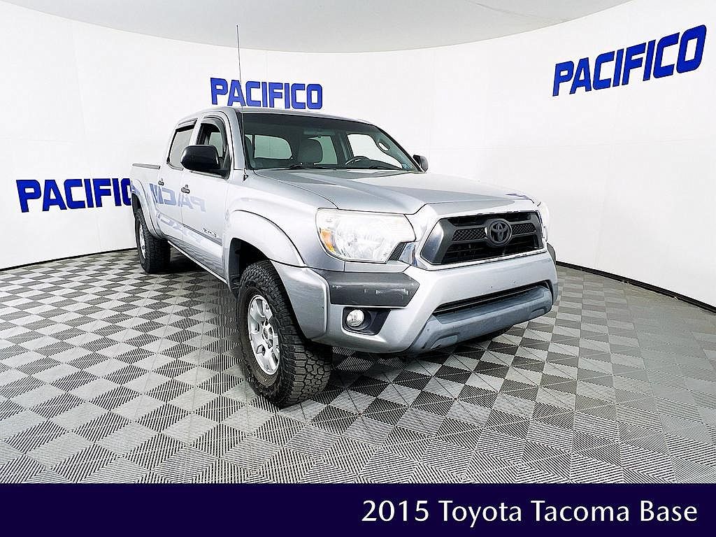 2015 Toyota Tacoma Base image 0