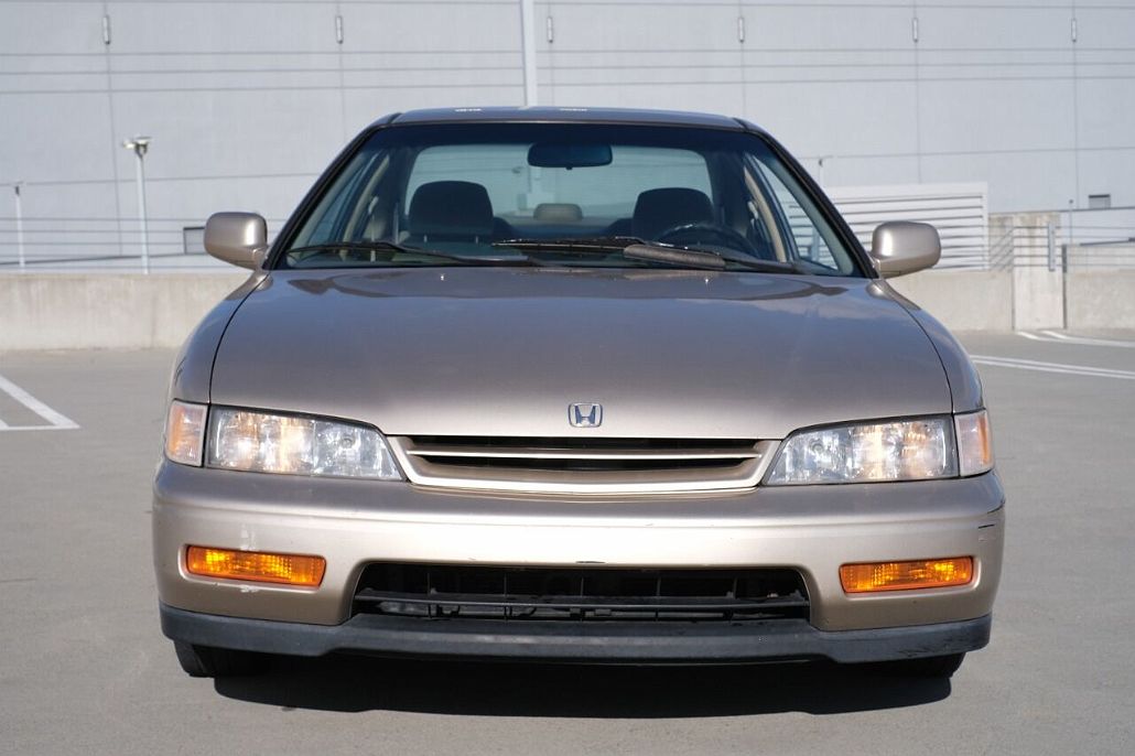 1994 Honda Accord LX image 5