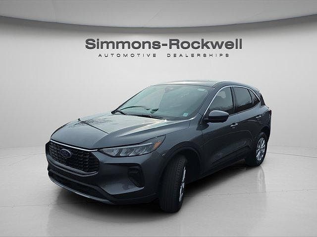 2023 Ford Escape