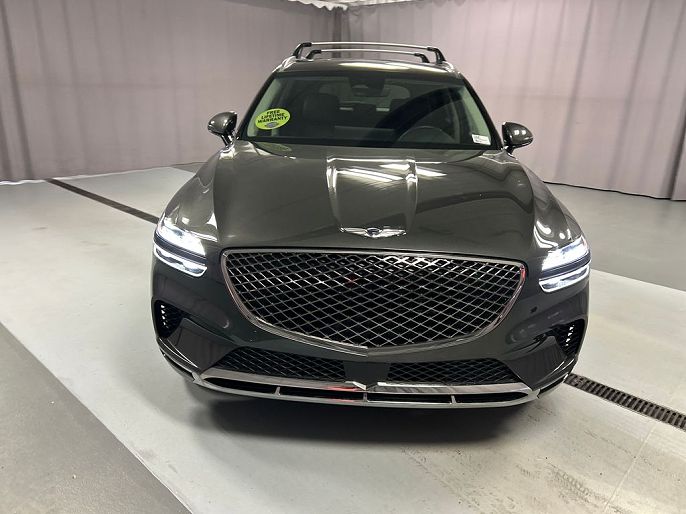2025 Genesis GV70