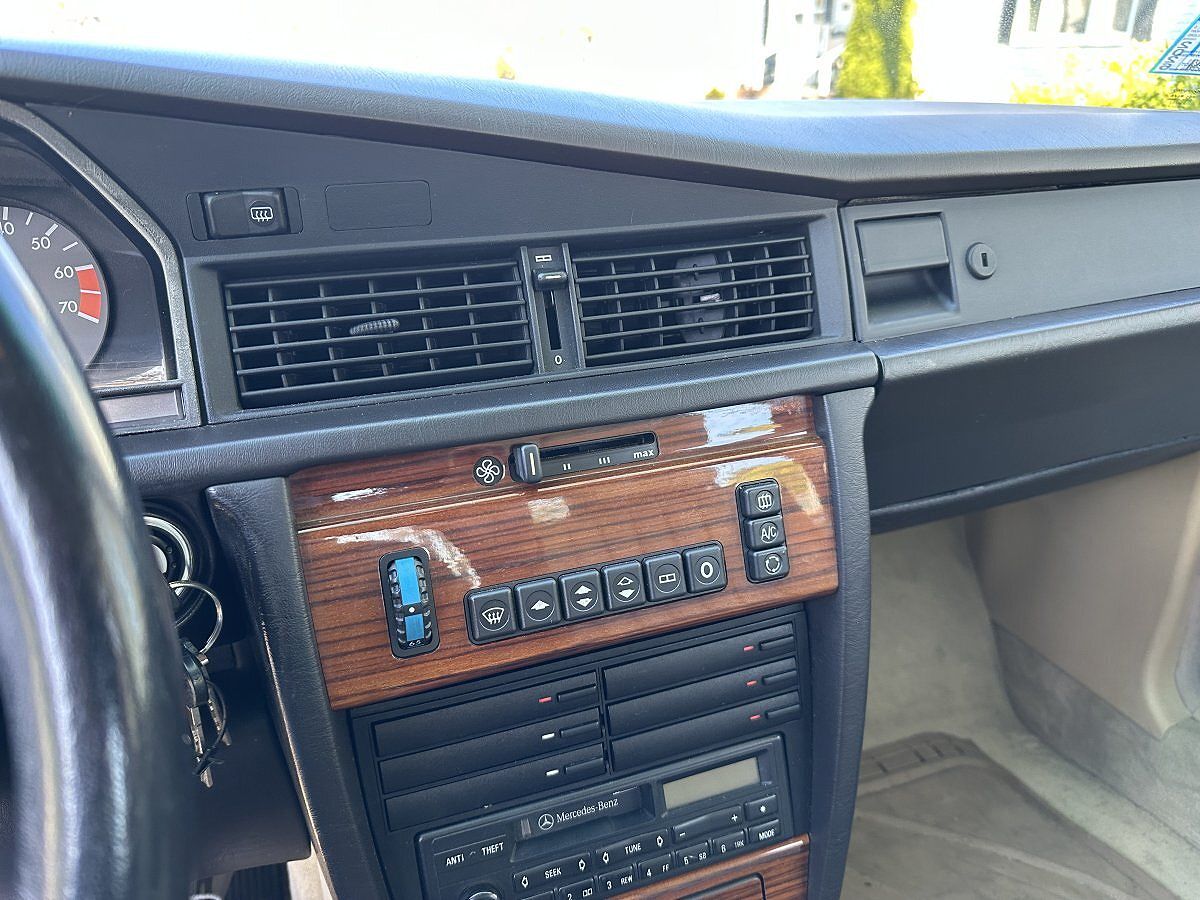 1992 Mercedes-Benz 190