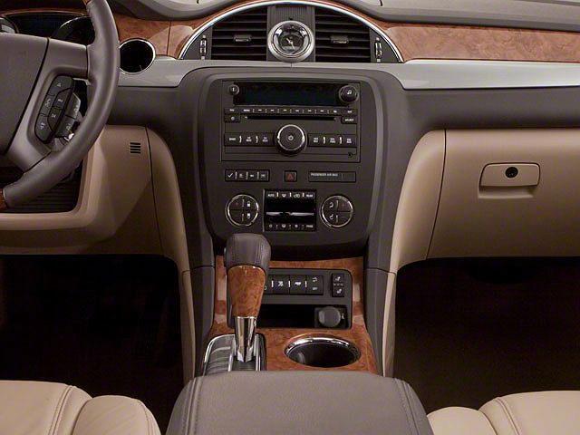 2010 Buick Enclave CXL image 10