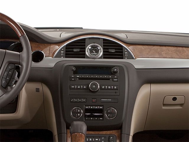 2010 Buick Enclave CXL image 19