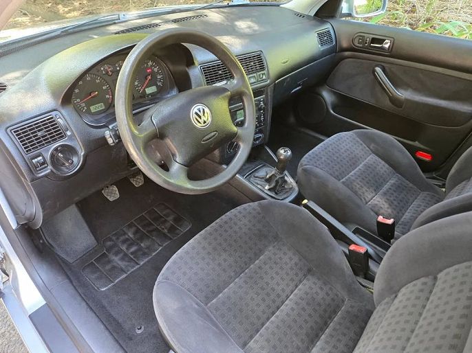 2002 Volkswagen Golf