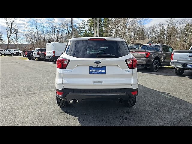 2019 Ford Escape SEL image 5