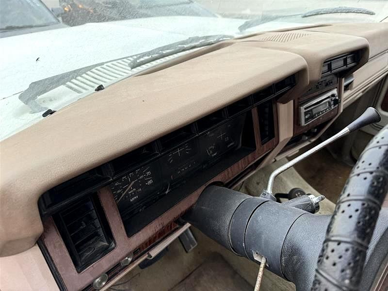 1981 Ford Bronco null image 26