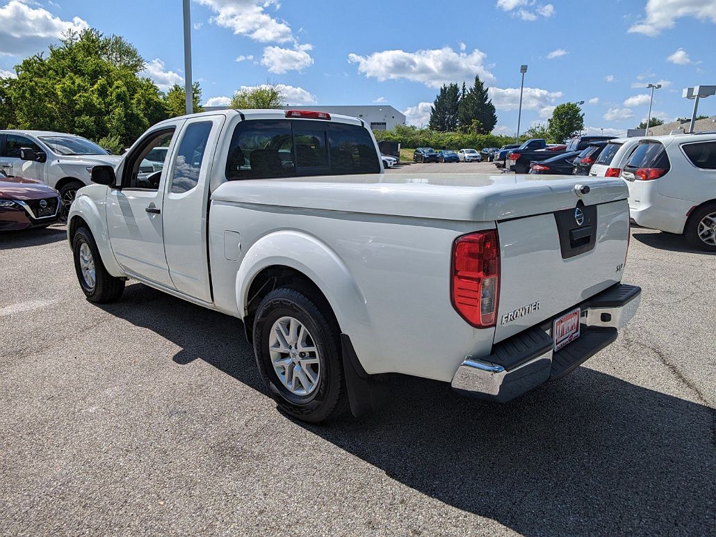 2019 Nissan Frontier SV image 5