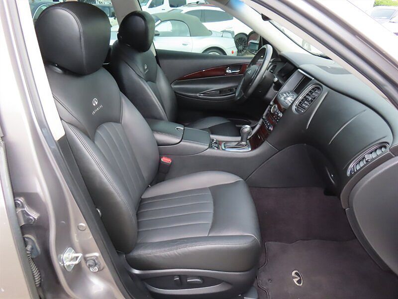 2010 Infiniti EX35