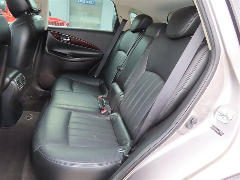 2010 Infiniti EX35