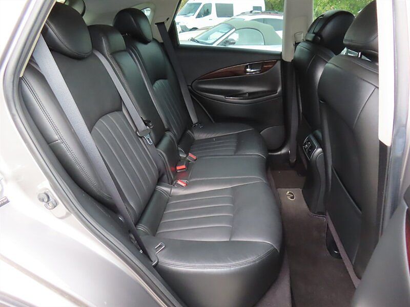 2010 Infiniti EX35