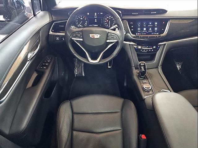 2021 Cadillac XT6 Sport image 1