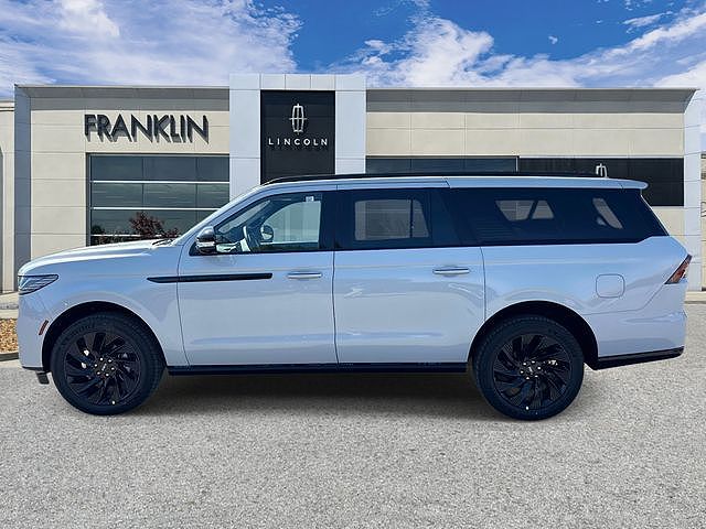 2026 Lincoln Navigator L